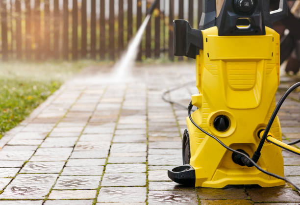 Best Sign and Awning Cleaning  in Darlington, WI
